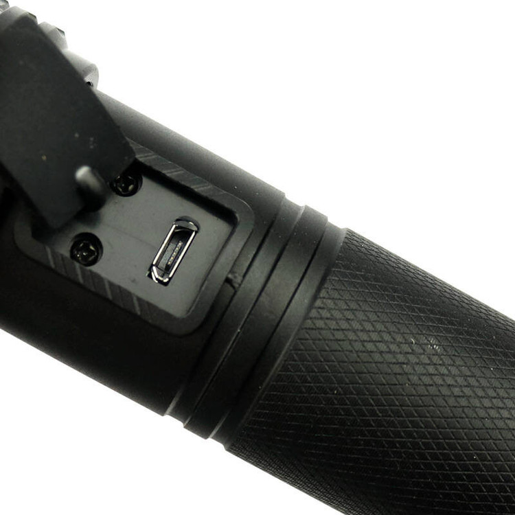 چراغ قوه ایکس بلاگ مدل BL-K70-P90